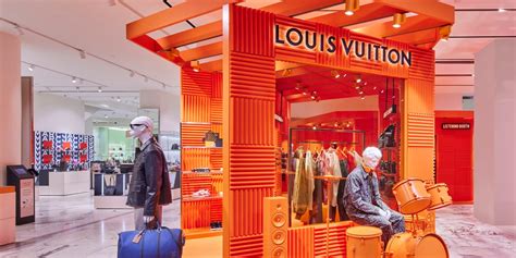 bijenkorf Louis Vuitton